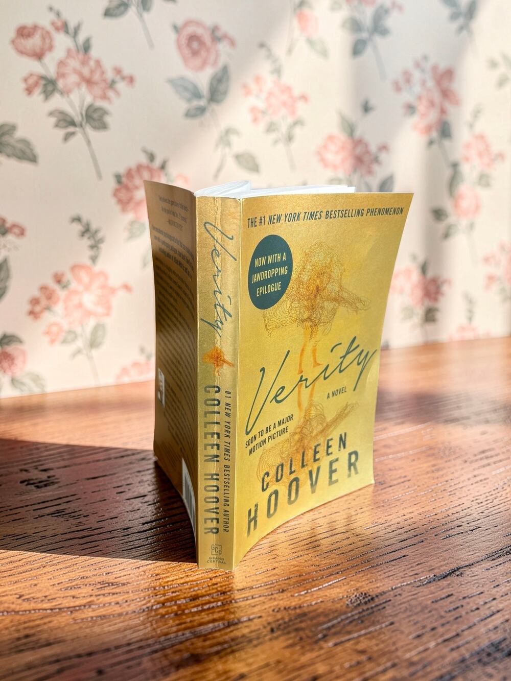 Verity by Colleen Hoover Paperback Bonus Epilogue Psychological Thriller Novel